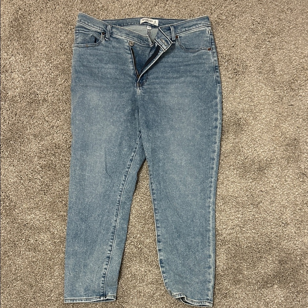Abercrombie & Fitch Light Blue Ankle Jeans